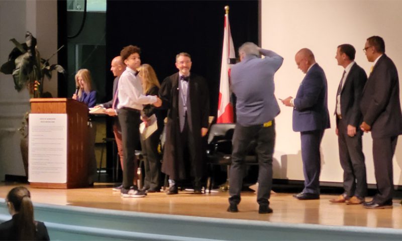 Judge Porth Swears in the Law Students of Nova Middle School